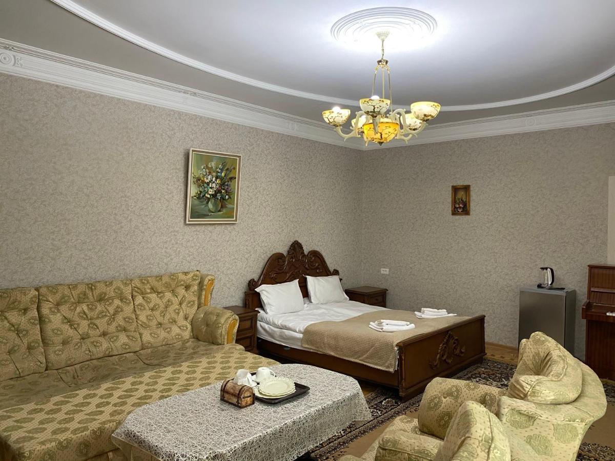 Hestia Hotel Gyumri Exterior photo